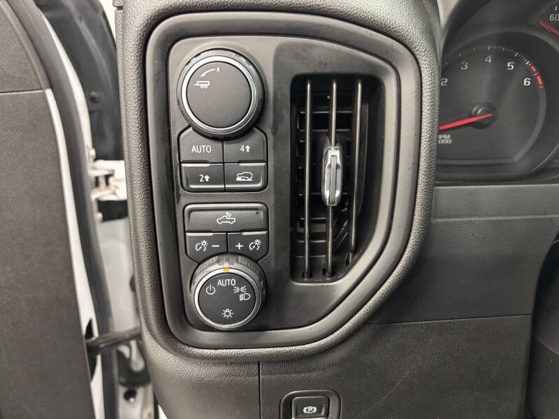 2019 Chevrolet Silverado 1500 Custom