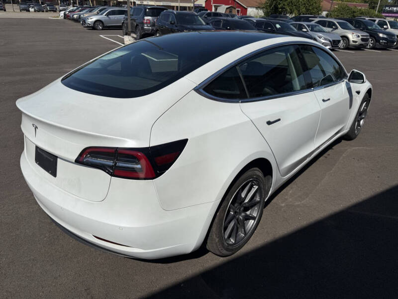2019 Tesla Model 3 Standard Range Plus