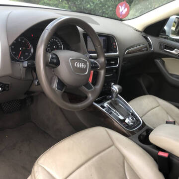 2016 Audi Q5 2.0T quattro Premium