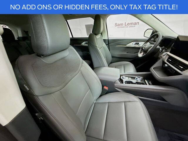 2025 Ford Explorer Active