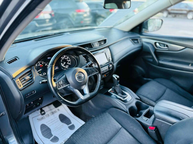 2019 Nissan Rogue S