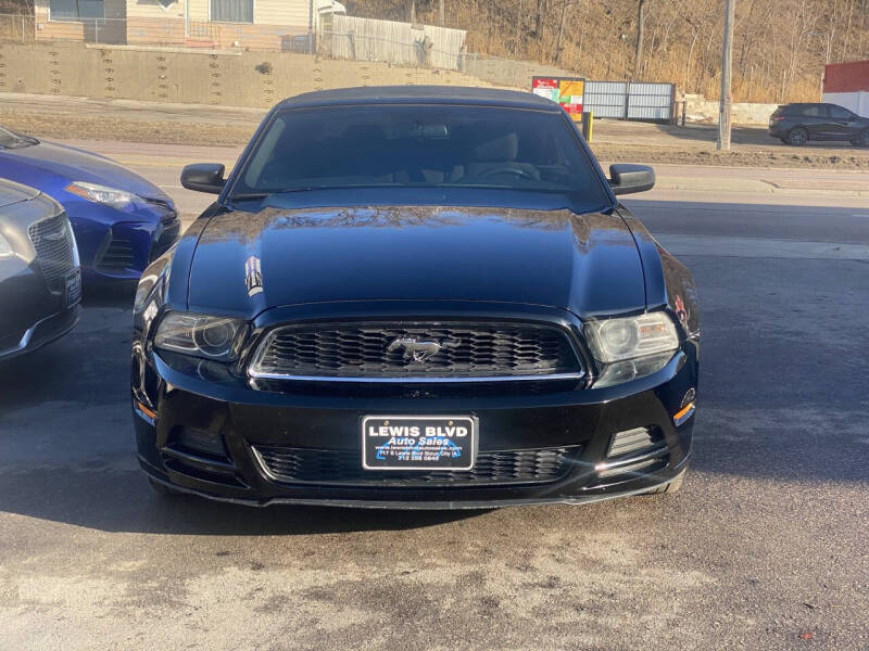 2013 Ford Mustang V6