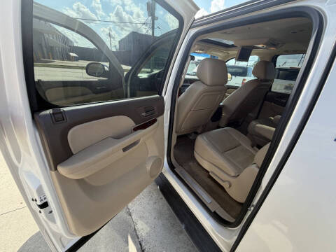 2013 Chevrolet Suburban LTZ