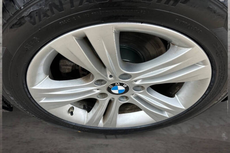 2017 BMW 3 Series 330i xDrive