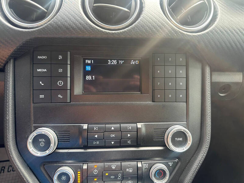 2021 Ford Mustang EcoBoost