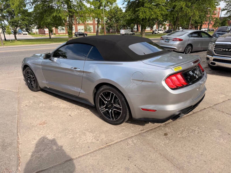 2022 Ford Mustang