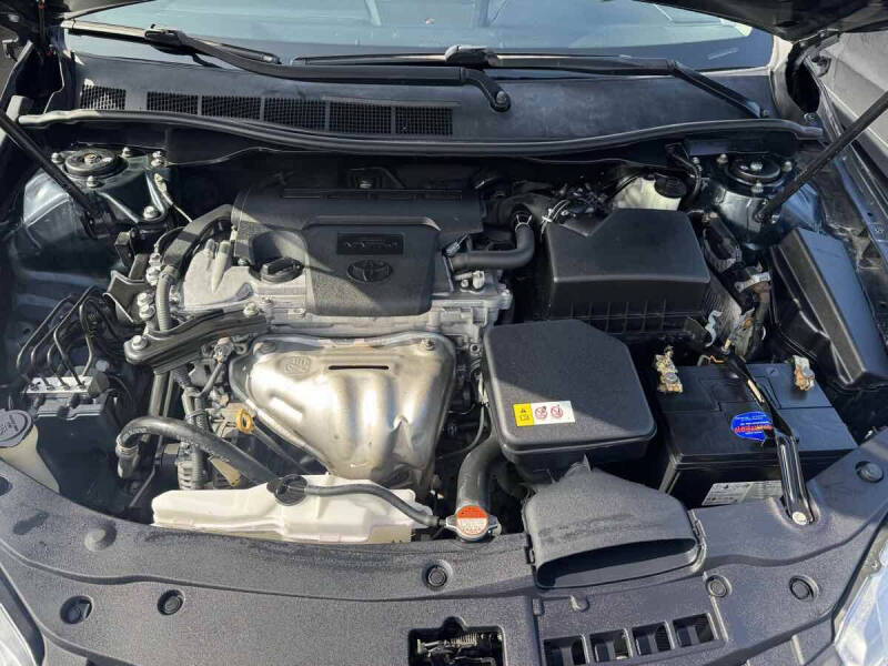 2016 Toyota Camry SE