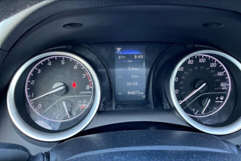 2022 Toyota Camry LE