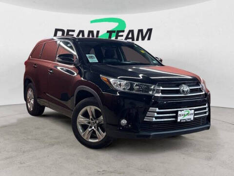 2017 Toyota Highlander for sale at St. Louis Auto Finance in Saint Louis MO