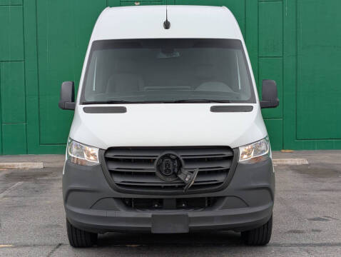 2024 Mercedes-Benz eSprinter 2500