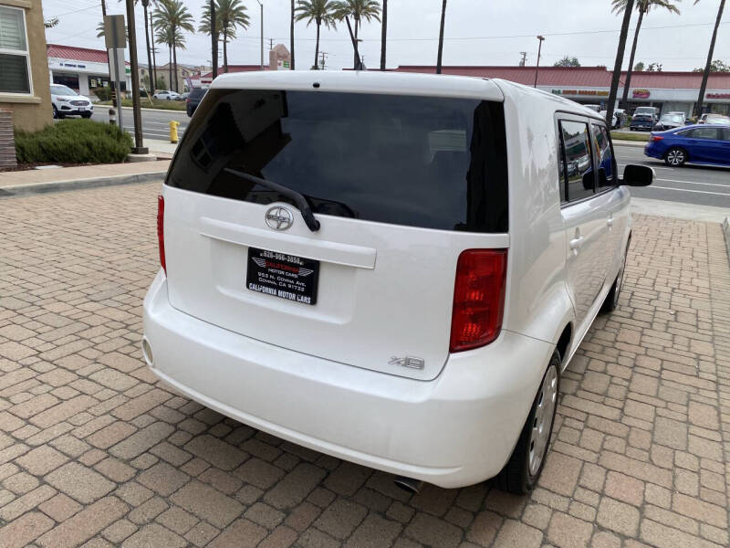 2008 Scion xB