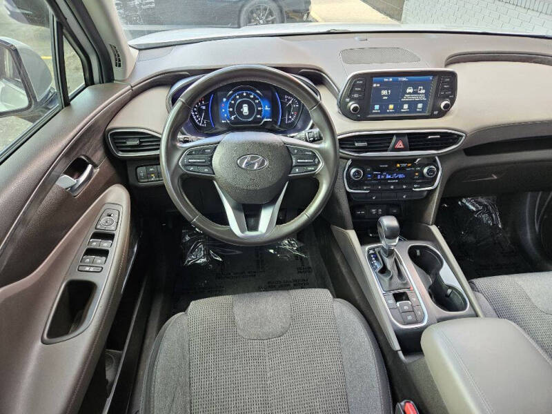 2019 Hyundai Santa Fe SEL 2.4L