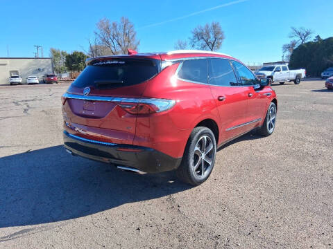 2022 Buick Enclave Essence