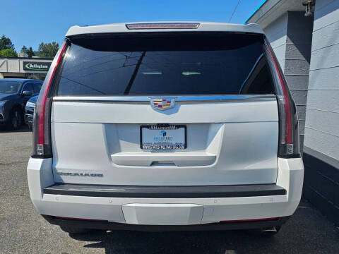 2018 Cadillac Escalade Premium Luxury
