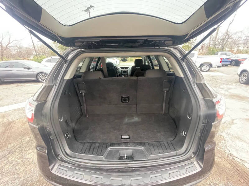 2017 Chevrolet Traverse LT