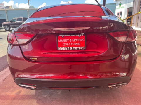 2015 Chrysler 200 Limited