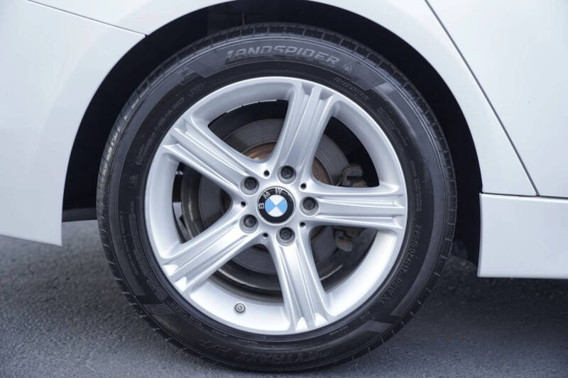 2015 BMW 3 Series 328i
