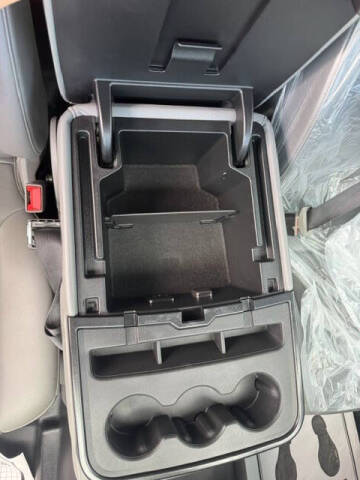 2022 Chevrolet Silverado 5500HD