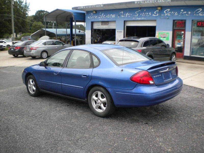 2002 Ford Taurus SE