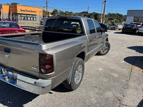 2006 Dodge Dakota SLT