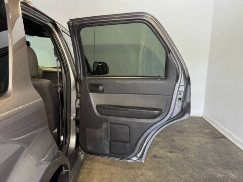 2011 Ford Escape XLT