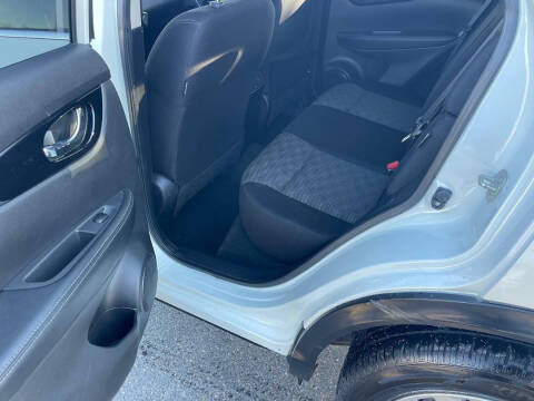 2021 Nissan Rogue Sport SV