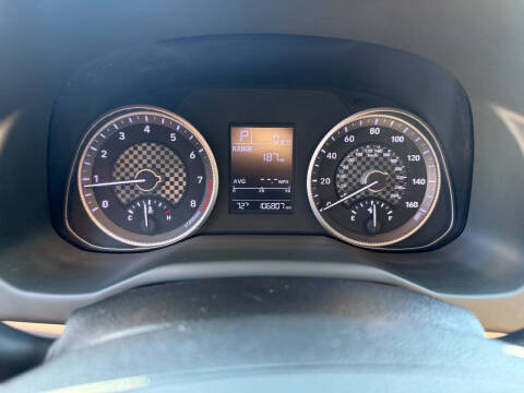 2019 Hyundai Elantra SE