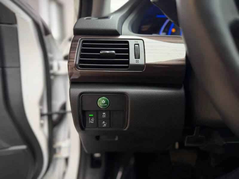 2017 Honda Accord Hybrid EX-L