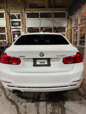 2018 BMW 3 Series 330i xDrive