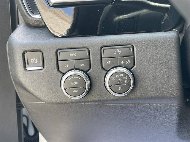 2026 GMC Sierra 1500 Elevation Standard