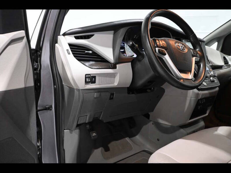 2020 Toyota Sienna