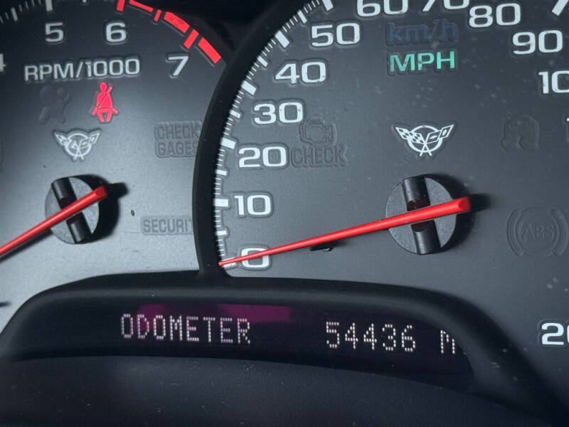 2004 Chevrolet Corvette