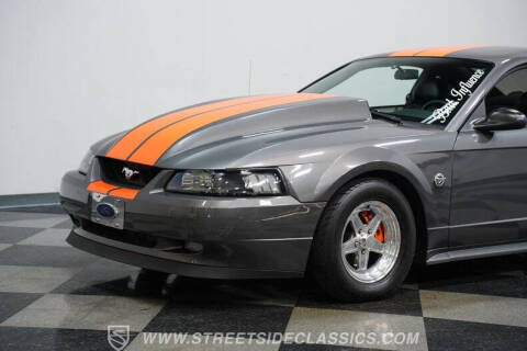 2004 Ford Mustang GT Deluxe