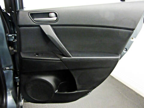 2013 Mazda MAZDA3 i SV