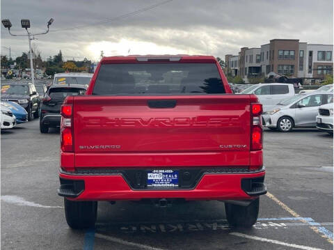 2024 Chevrolet Silverado 1500 Custom