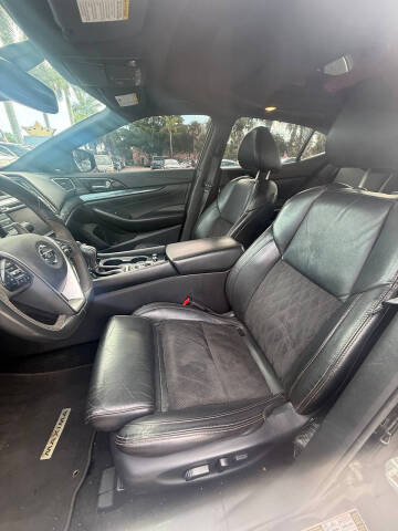 2021 Nissan Maxima 3.5 SR