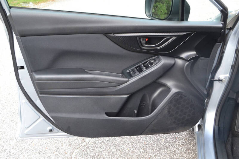 2019 Subaru Impreza 2.0i