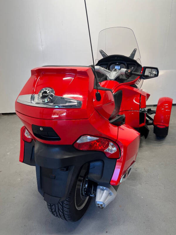 2012 Can-Am Spyder RT-S SM5