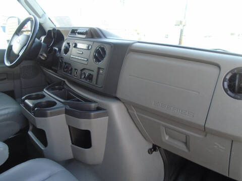 2015 Ford E-Series E-350 SD