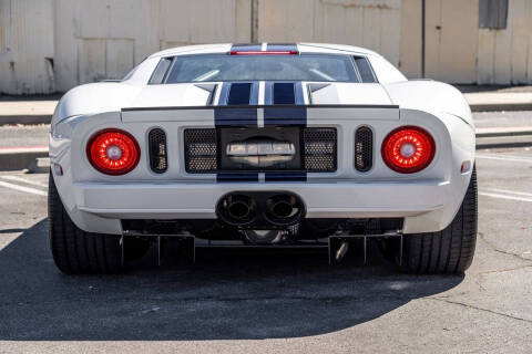 2005 Ford GT
