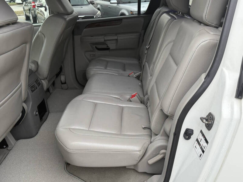 2010 Nissan Armada Titanium