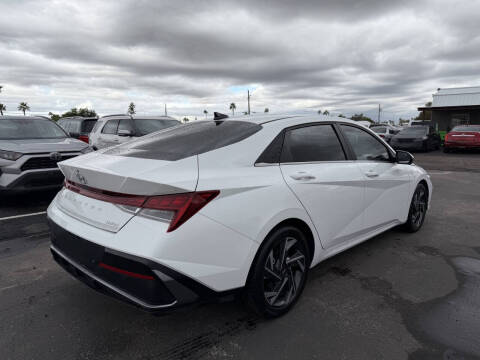 2024 Hyundai Elantra Limited