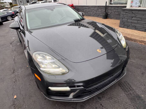 2017 Porsche Panamera Turbo