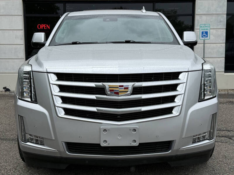 2019 Cadillac Escalade Luxury