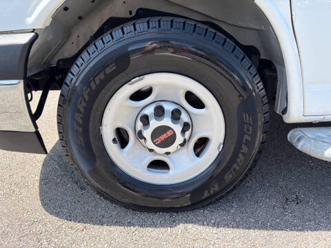 2018 GMC Savana 2500