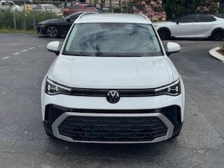 2025 Volkswagen Taos SE