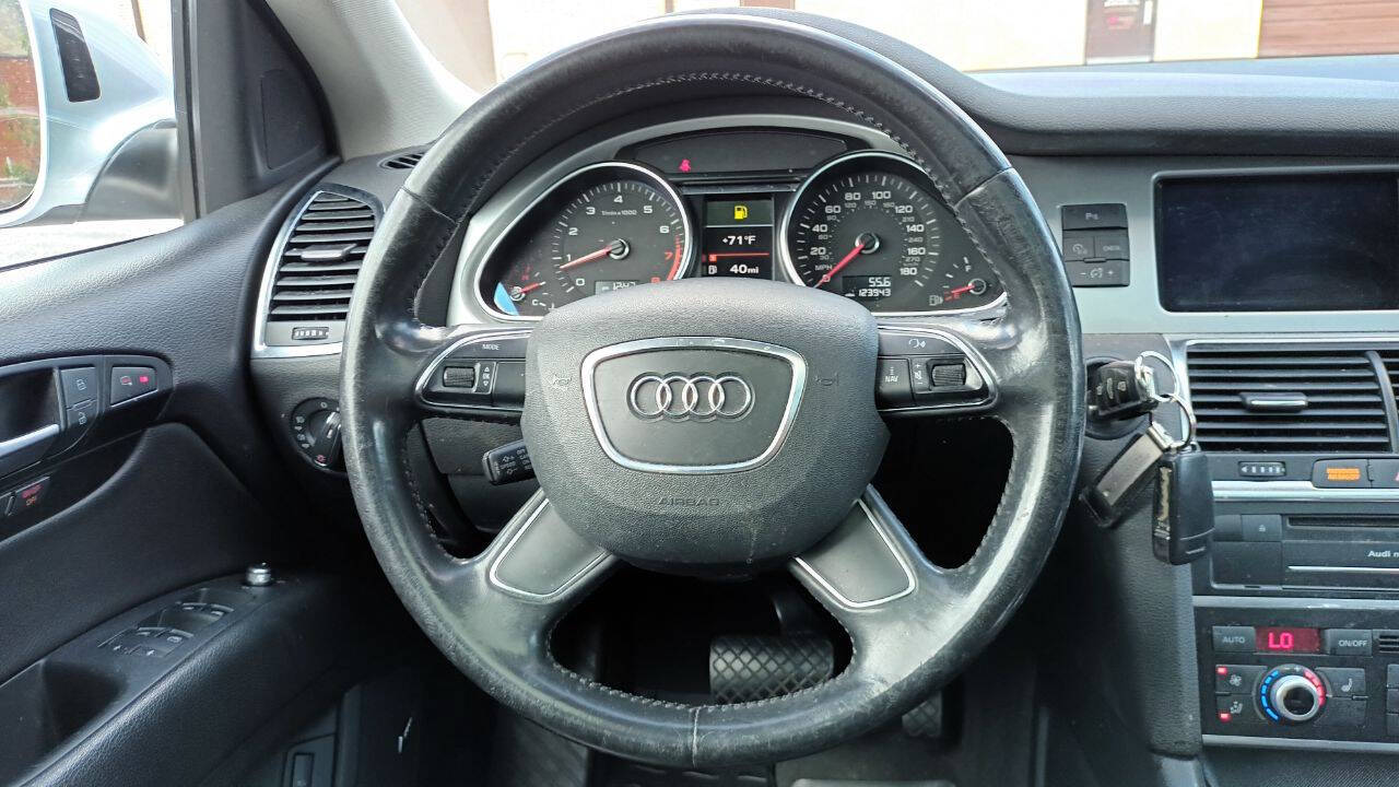 2013 Audi Q7 for sale at Ideal Cars LLC in Skokie, IL