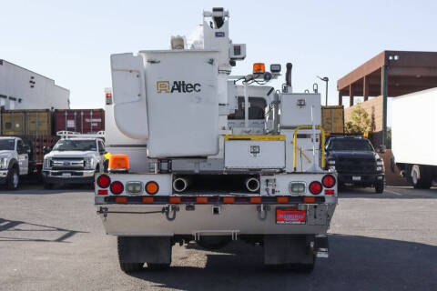 2016 Freightliner M2 106