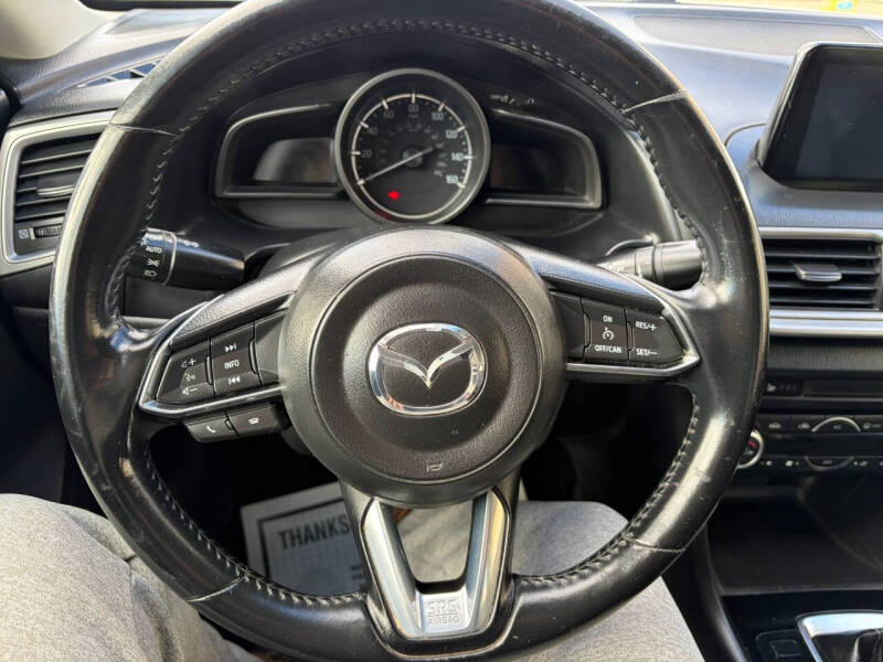 2018 Mazda MAZDA3 Touring