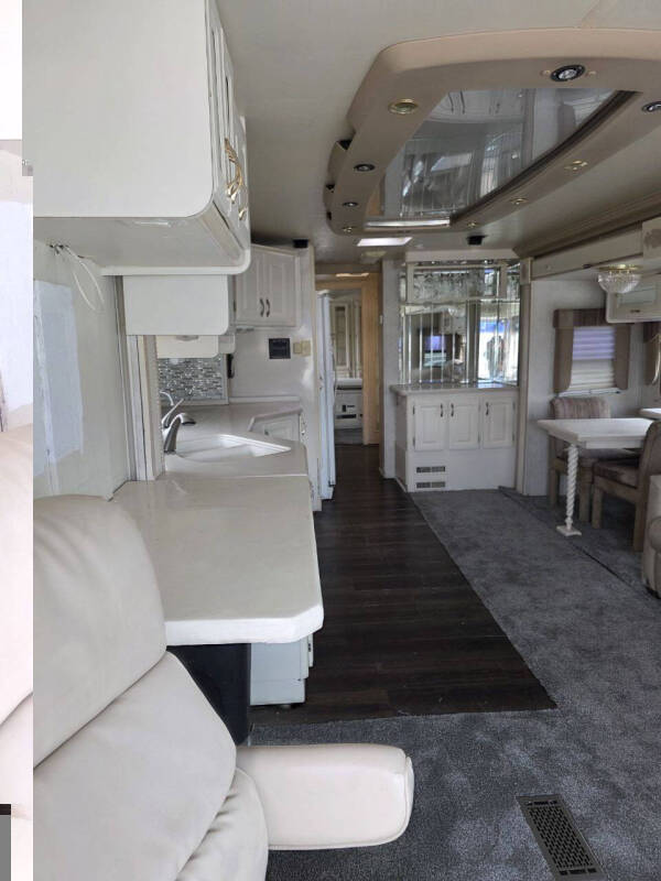 2003 Gulfstream Friendship 8408FS